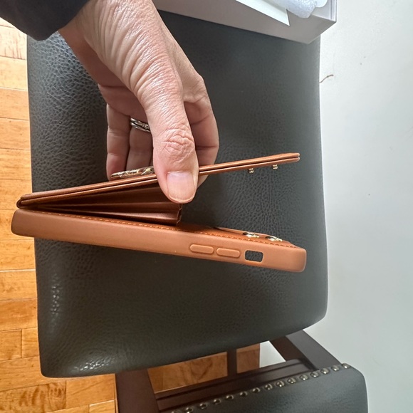 Libra iPhone 15 Promax phone case with wallet. Brand new. - Picture 2 of 6